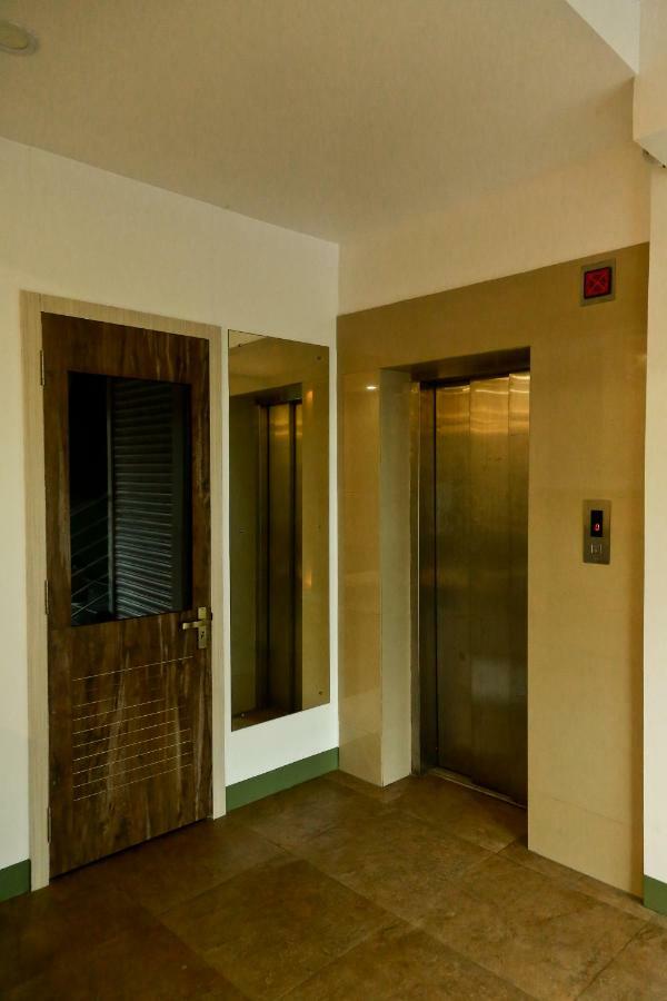 Hotel Kb Residency à Kozhikode Extérieur photo